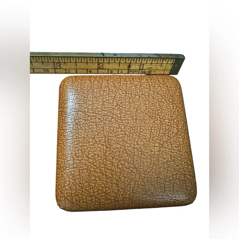 MCM Travel Alarm Clock INGRAHAM LUMINOUS-Wind up flip open case-Vintage works - Picture 6 of 7